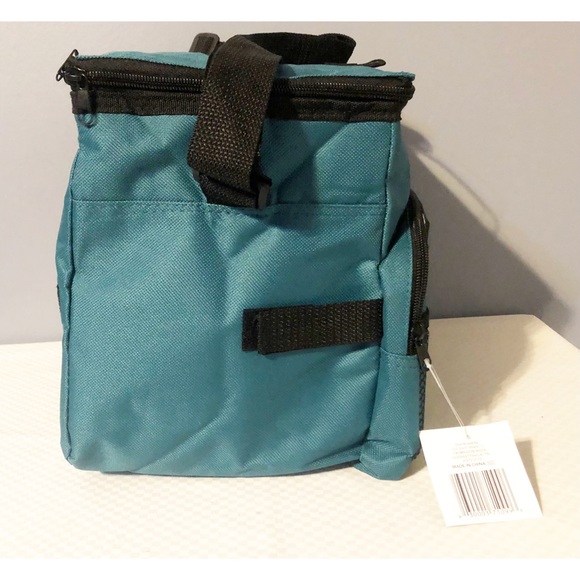 Trueliving 24 Can Soft Side Cooler, NEW,
Hunter Green & Black - Picture 3 of 5